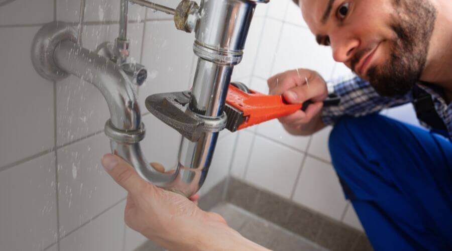 Local tankless water heater installation in Linthicum Heights, MD